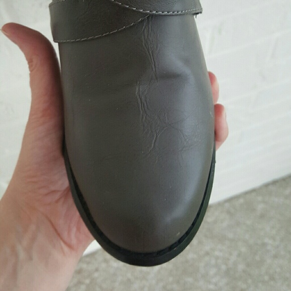 Gray Rampage Boots - Picture 4 of 4